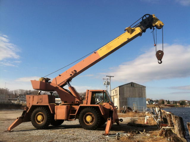 TIMED ONLINE AUCTION GROVE CRANE - 105in PROPELLER & MARINE EQUIP  Auction