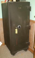 REAL ESTATE & EQUIPMENT RE: SHERMAN LUMBER COMPANYCatalog Available Auction Photo