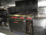 Vulcan 6-burner gas range/ oven Auction Photo