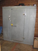 Norlake walk-in cooler, 4’ x 6’ x 79”h Auction Photo