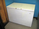 Maytag chest freezer Auction Photo