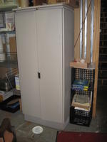 2-door metal locking storage cabinet Auction Photo