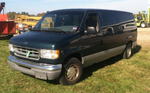 2000 Ford E150 van