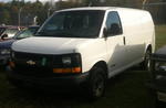 2004 Chevy 3500 van Auction Photo