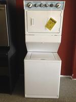 TIMED ONLINE AUCTION 275+ NEW BRAND NAME APPLIANCES - FLOOR MODELS Auction Photo