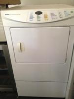 TIMED ONLINE AUCTION 275+ NEW BRAND NAME APPLIANCES - FLOOR MODELS Auction Photo