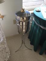 CHAMPAGNE BUCKET & STAND Auction Photo