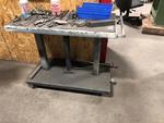 HYDRAULIC LIFT TABLE Auction Photo