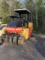 2009 Dynapac Model CP-142 rubber tire roller Auction Photo