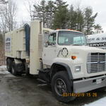 1992 FORD L9000 DIESEL TRUCK W/ VACTOR VACUUM Auction Photo