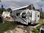 1999 FOREST RIVER CARDINAL 5TH WHEEL TRAVEL TRAILER Auction Photo