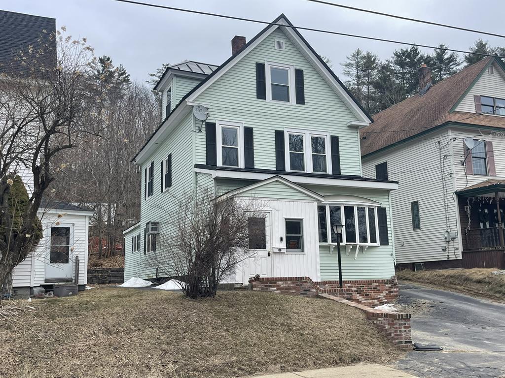 4BR Colonial .09+/- Acres Auction