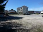 11-Unit Apartment Building Auction Photo