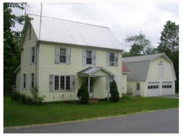 3-BR Colonial Home - 6+/- Acres Auction Photo