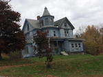 6-BR Victorian Style Home Auction Photo
