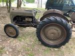 1940 FORD MODEL 9N 4X2 2WD FARM TRACTOR Auction Photo