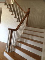 Foyer Staircase Auction Photo